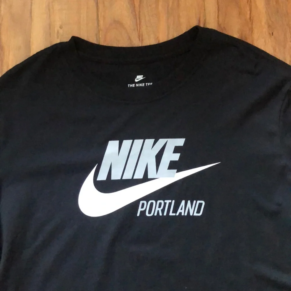 NWT Nike Portland The Nike Tee T-Shirt Women’s S